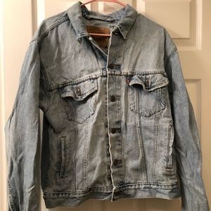 ❌ SOLDVintage Levi’s lightwash denim jacket size M